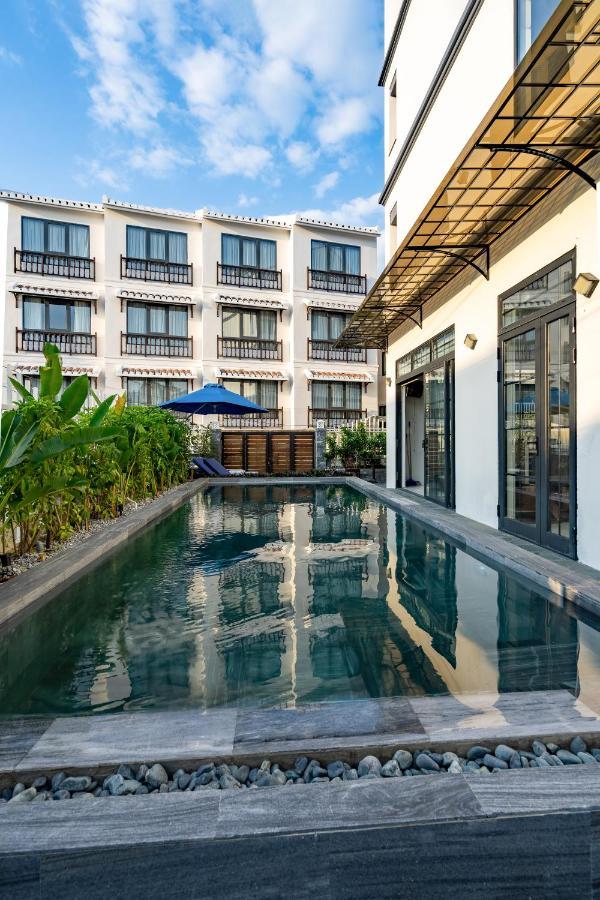 The Present River Villa Hội An Extérieur photo