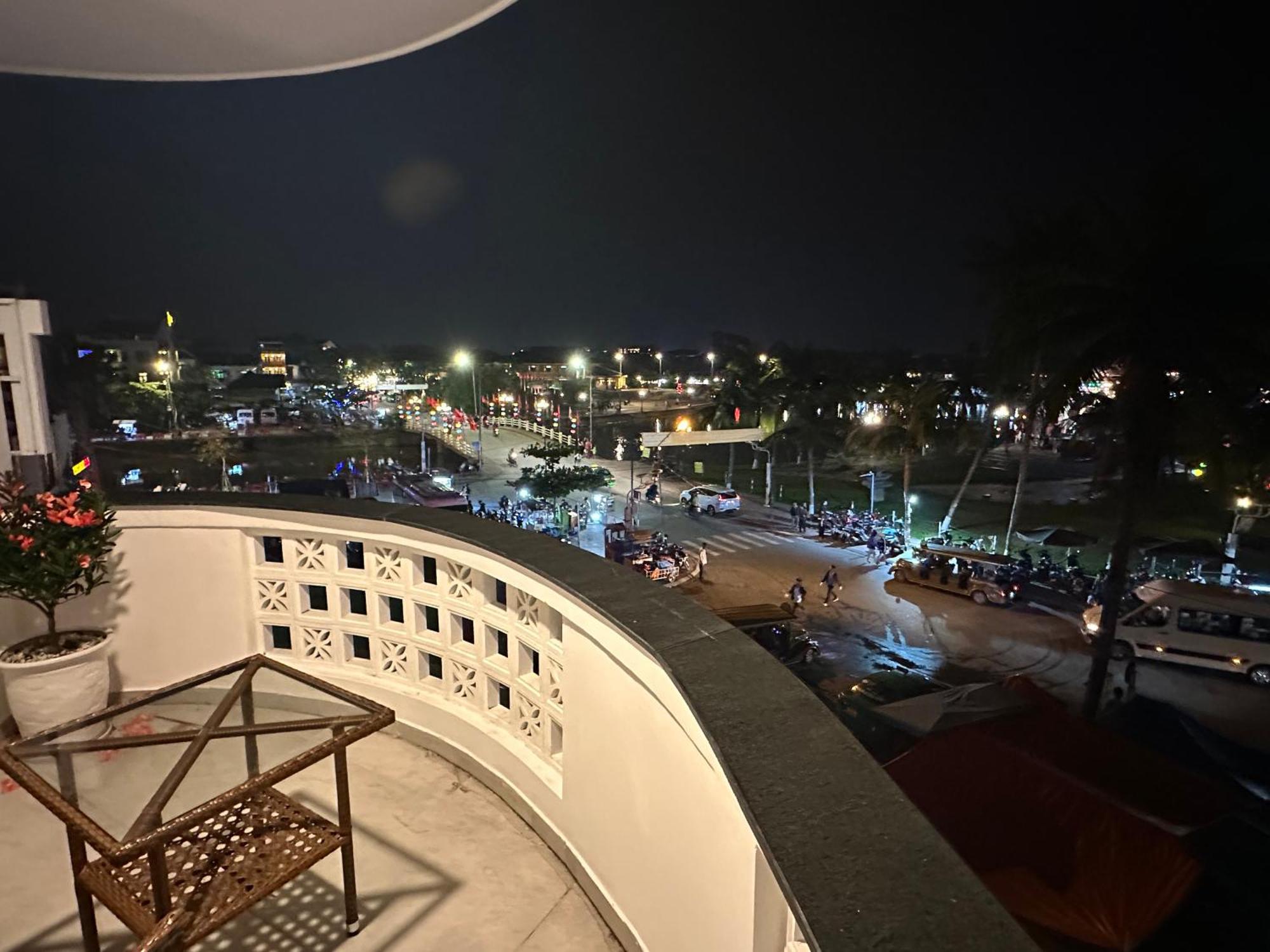 The Present River Villa Hội An Extérieur photo