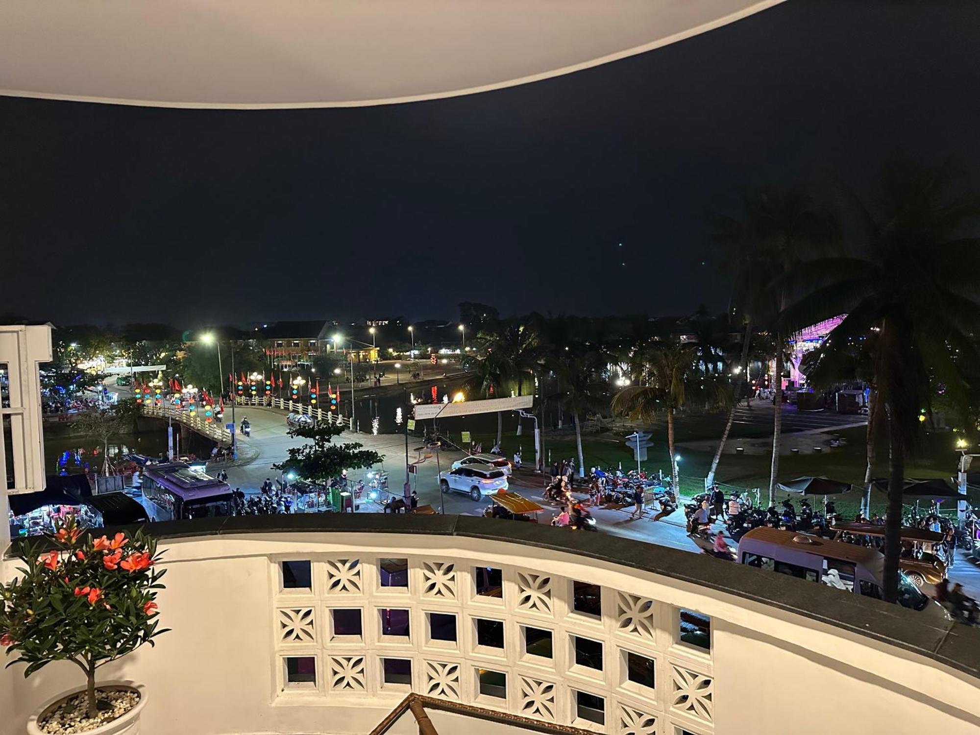 The Present River Villa Hội An Extérieur photo